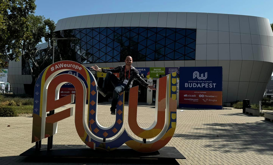 Jon Weberg at Affiliate World event in Budapest, Hungary